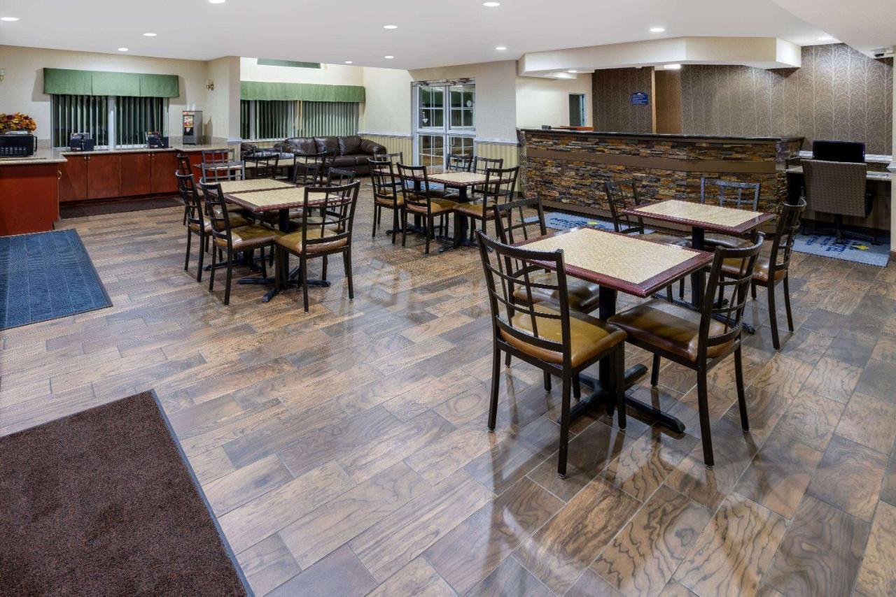 Microtel Inn And Suites - Salisbury Buitenkant foto